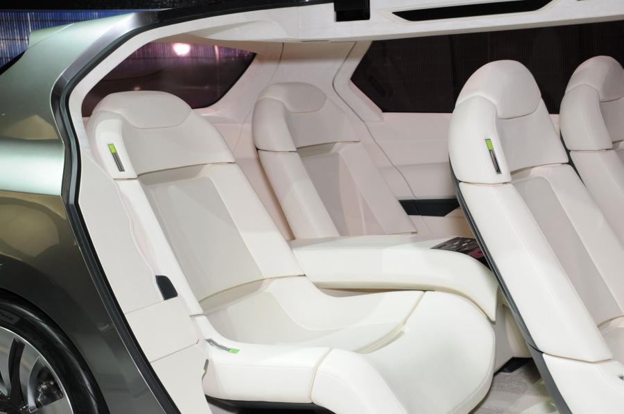  Subaru Hybrid Tourer Concept 2009 года  (фото 20 из 86)